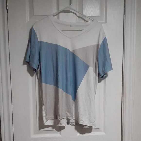 Color Block Short Sleeve Tee - Picture 4 of 7